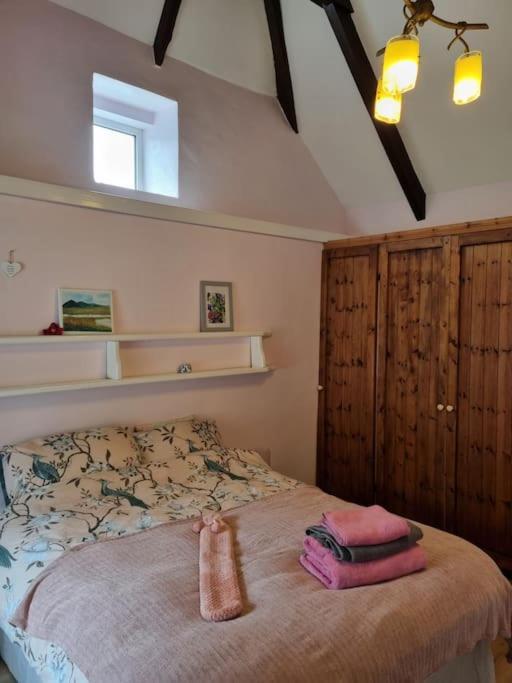 Traditional Cottage Near The Wild Atlantic Way Kilmihil Exterior foto
